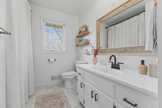 15512 Ridgemont Avenue SE, Prior Lake, MN 55372