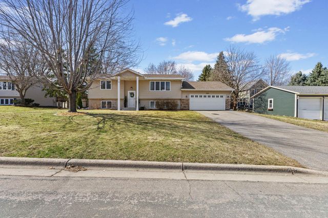 15512 Ridgemont Avenue SE, Prior Lake, MN 55372