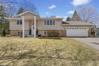 15512 Ridgemont Avenue SE, Prior Lake, MN 55372