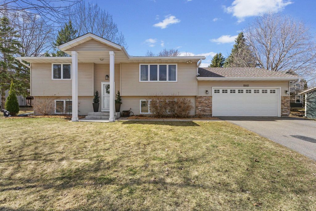 15512 Ridgemont Avenue SE, Prior Lake, MN 55372