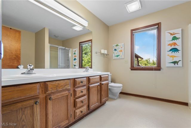 2317 Raintree Street NE, Canton, OH 44705