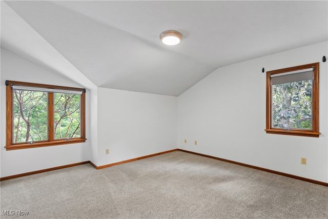 2317 Raintree Street NE, Canton, OH 44705