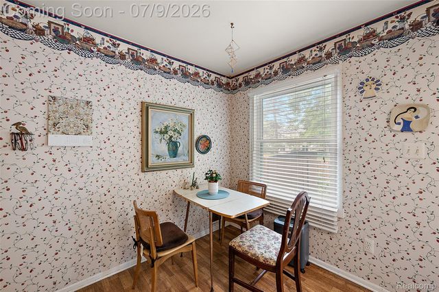 930 Little Hill Court, Rochester Hills, MI 48307