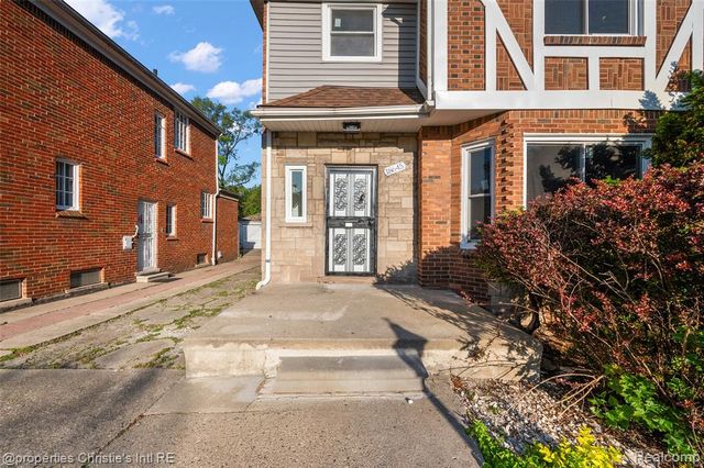 18645 Roselawn Street, Detroit, MI 48221