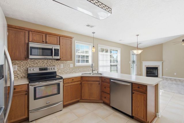 141 Hemingway Place, Georgetown, KY 40324