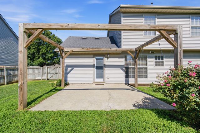141 Hemingway Place, Georgetown, KY 40324