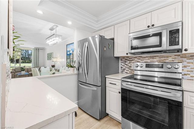 501 Forest Lakes BLVD 105, Naples, FL 34105