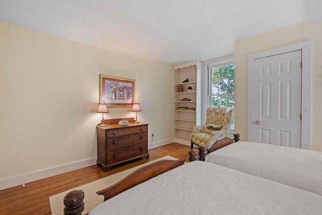 11 Highland Street, Meredith, NH 03253