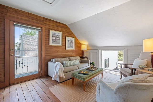 11 Highland Street, Meredith, NH 03253