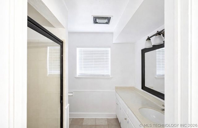 7836 S College Avenue, Tulsa, OK 74136