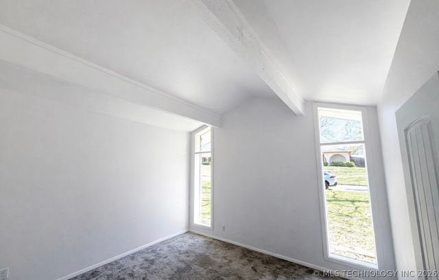 7836 S College Avenue, Tulsa, OK 74136