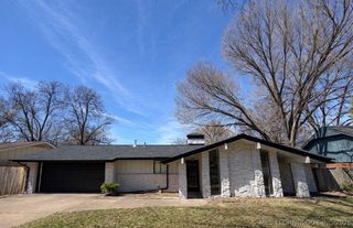 7836 S College Avenue, Tulsa, OK 74136