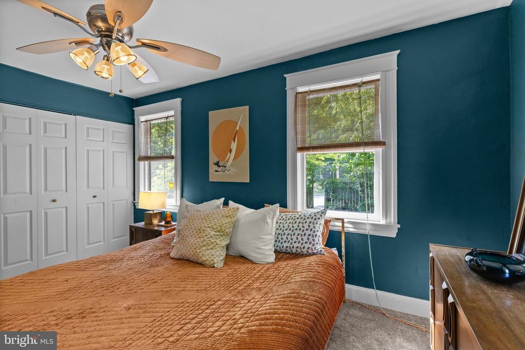 Image 15 of property listing at 2273 PARK HILL AVE, Baltimore, MD 21211