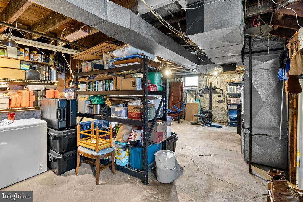 Image 21 of property listing at 2273 PARK HILL AVE, Baltimore, MD 21211