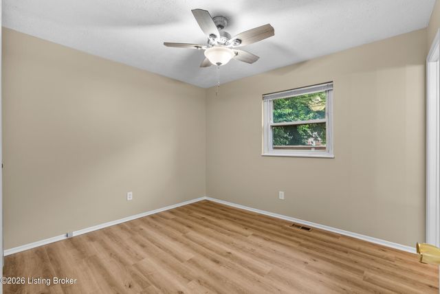 332 Glenview Rd, Louisville, KY 40229
