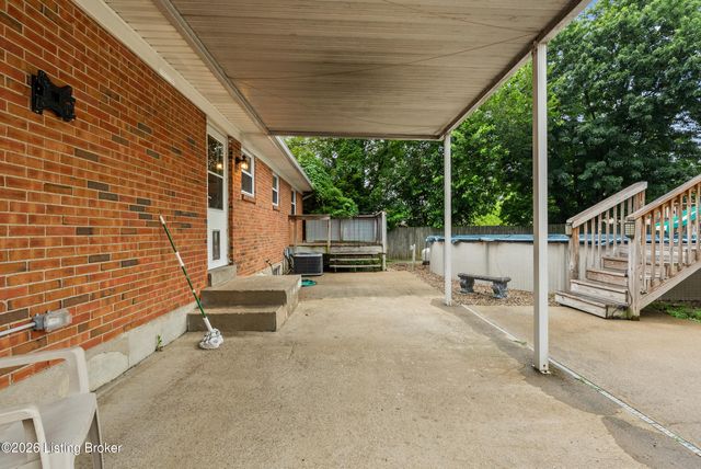 332 Glenview Rd, Louisville, KY 40229