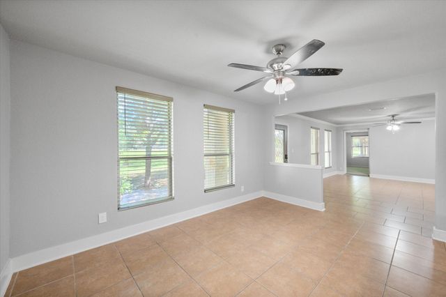 529 NW CR 0147, Rice, TX 75155