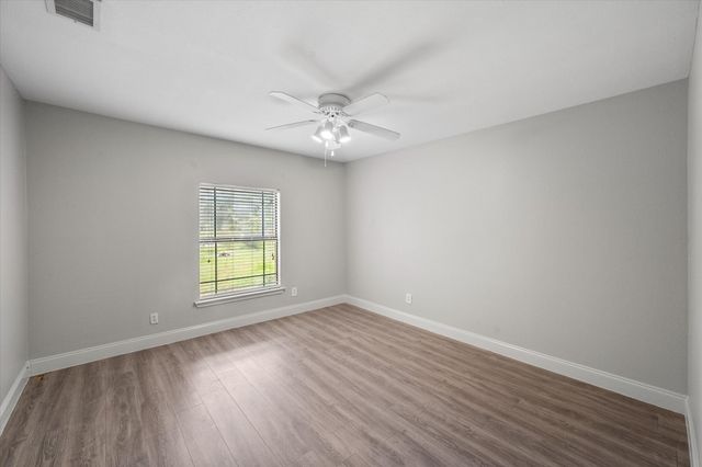 529 NW CR 0147, Rice, TX 75155