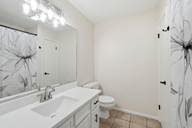 12 Red Birch Cv, Little Rock, AR 72212