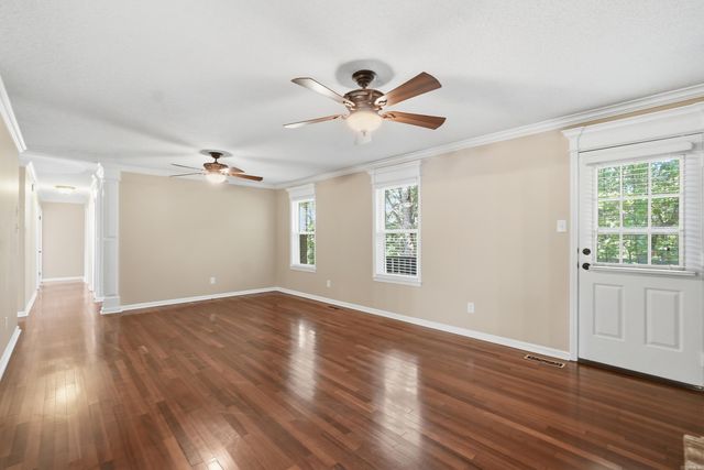 12 Red Birch Cv, Little Rock, AR 72212