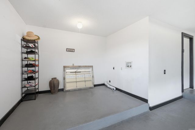 12 Red Birch Cv, Little Rock, AR 72212