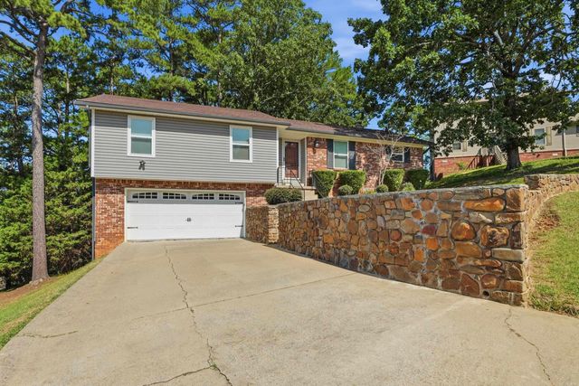 12 Red Birch Cv, Little Rock, AR 72212