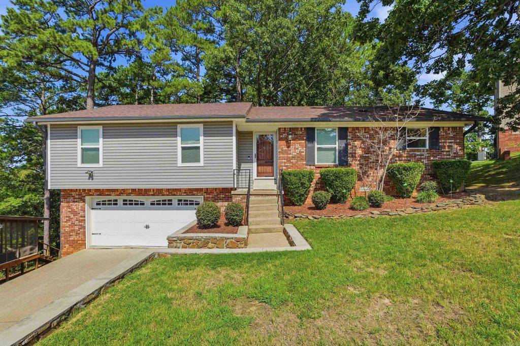 12 Red Birch Cv, Little Rock, AR 72212