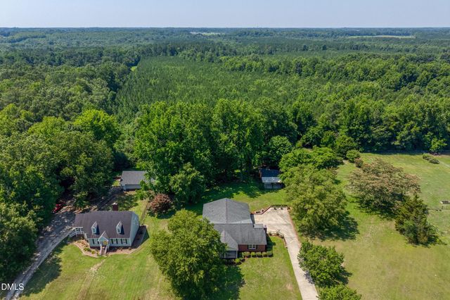 2475 Reges Store Road, Nashville, NC 27856