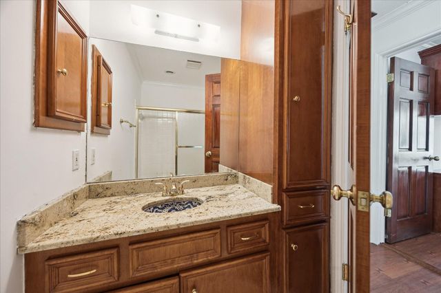 5819 Valley Forge Drive 91, Houston, TX 77057