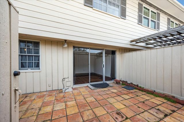 5819 Valley Forge Drive 91, Houston, TX 77057