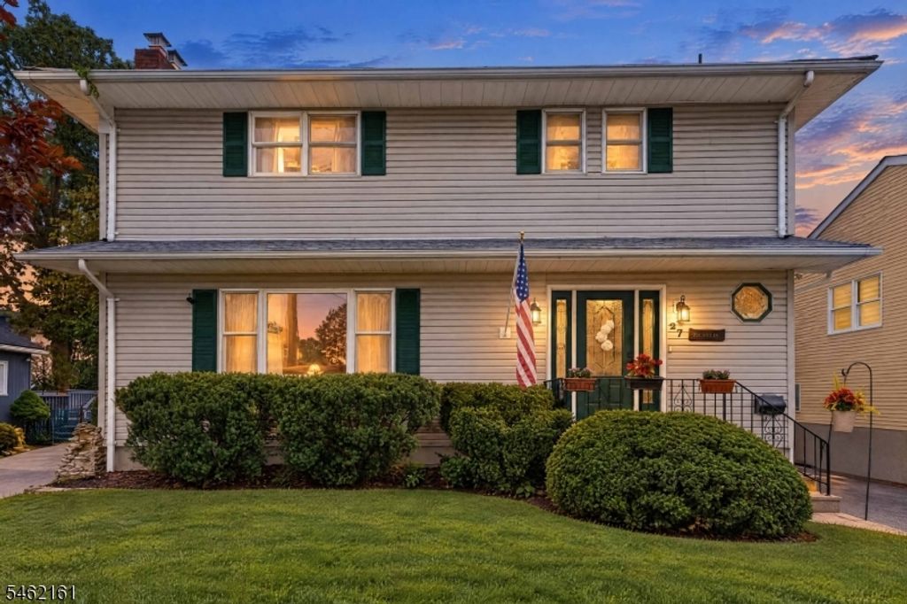 27 Strickland Ave, Little Falls Twp., NJ 07424 — exterior