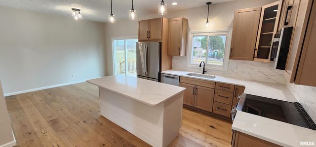 5016 Wildcat Run, Springfield, IL 62711