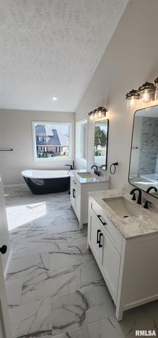 5016 Wildcat Run, Springfield, IL 62711