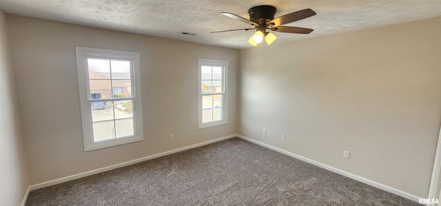 5016 Wildcat Run, Springfield, IL 62711