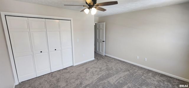 5016 Wildcat Run, Springfield, IL 62711