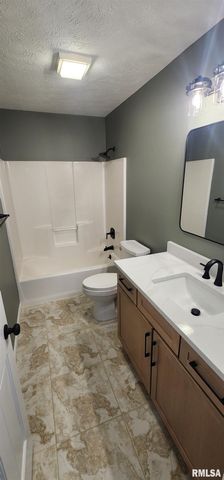 5016 Wildcat Run, Springfield, IL 62711