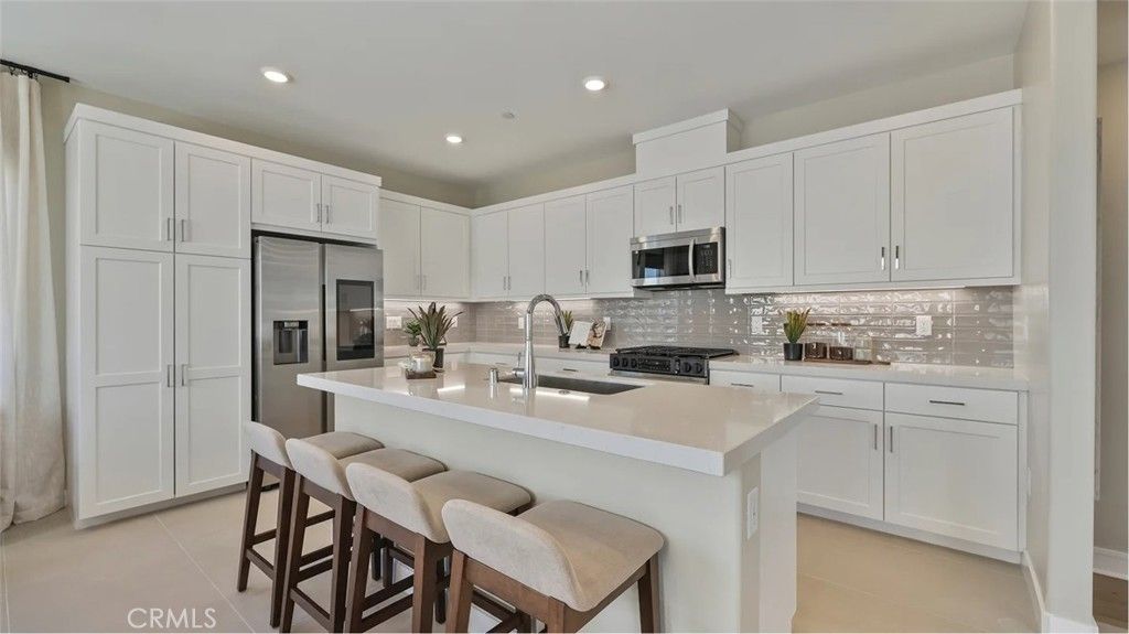 27451 Novella Lane, Valencia, CA 91381 — exterior