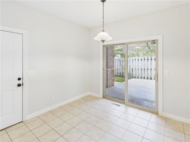 78 E Sycamore Street, Fayetteville, AR 72703