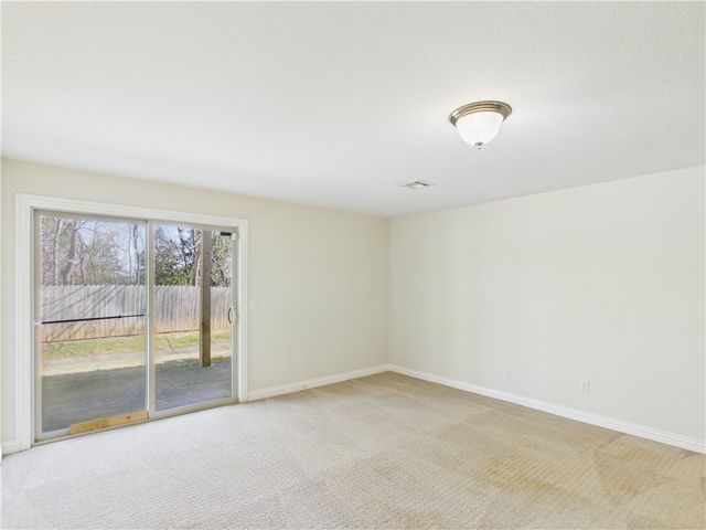 78 E Sycamore Street, Fayetteville, AR 72703