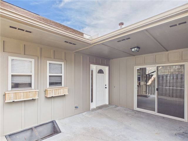 78 E Sycamore Street, Fayetteville, AR 72703