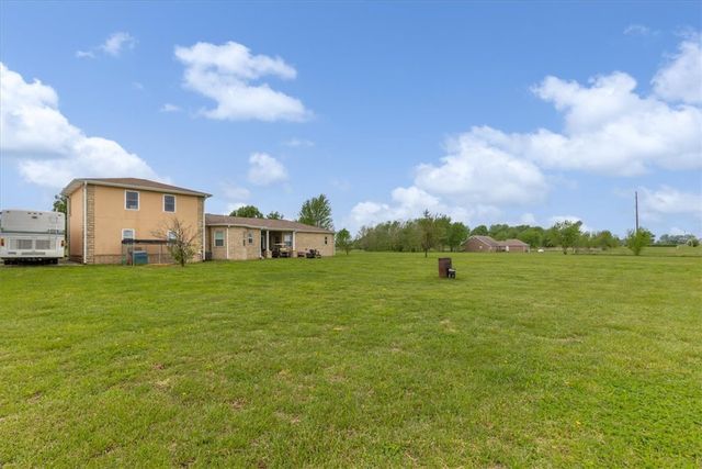 21854 Floyd Moore Road, Gentry, AR 72734