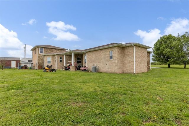 21854 Floyd Moore Road, Gentry, AR 72734