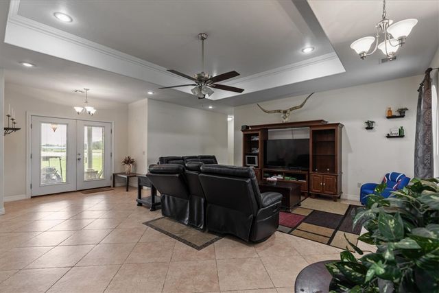 21854 Floyd Moore Road, Gentry, AR 72734