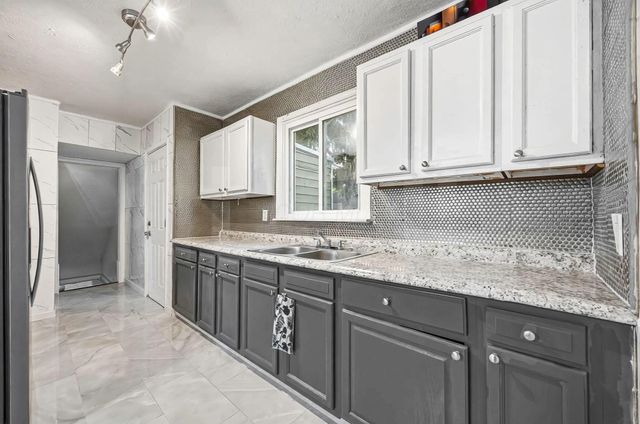 601 Rhoads Avenue, Columbus, OH 43205