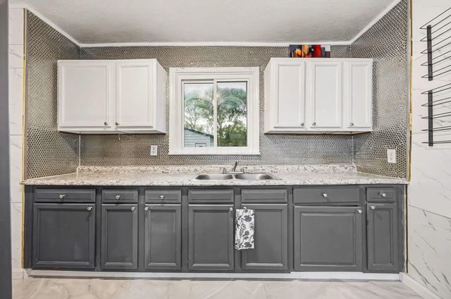 601 Rhoads Avenue, Columbus, OH 43205
