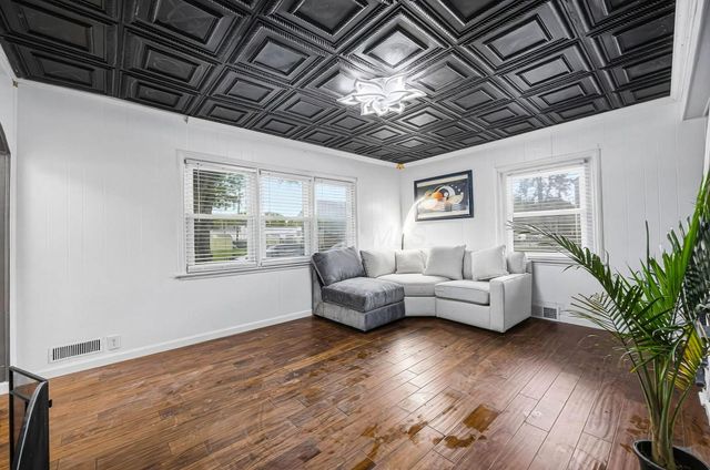 601 Rhoads Avenue, Columbus, OH 43205