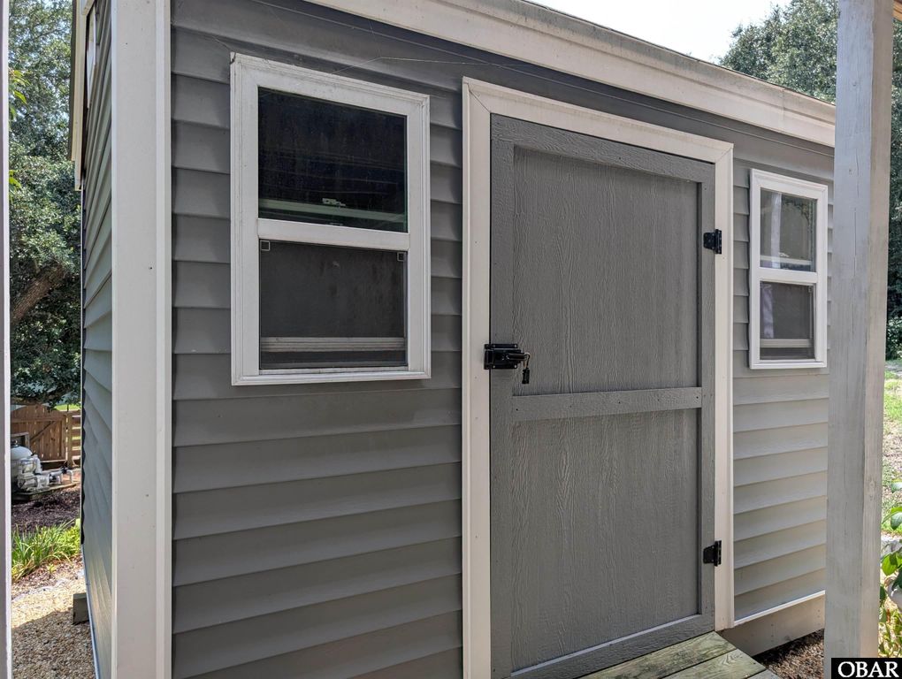 Image 11 of property listing at 108 Shell Circle Lot 7, Kitty Hawk, NC 27949
