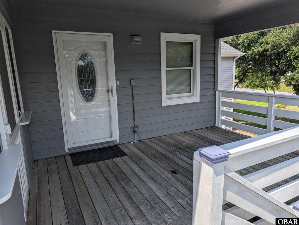 Image 9 of property listing at 108 Shell Circle Lot 7, Kitty Hawk, NC 27949