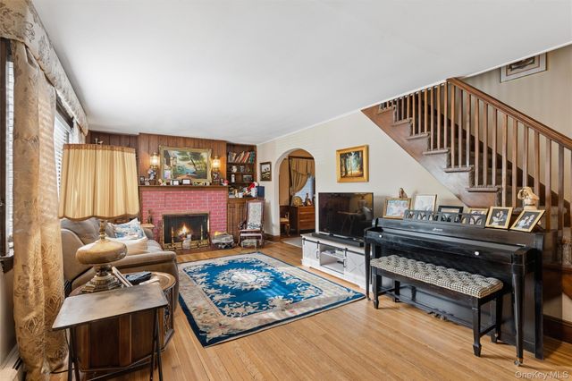 1055 Stanton Avenue, Woodmere, NY 11598