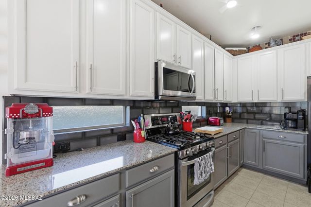 838 E Gunsight Mountain, Sahuarita, AZ 85629